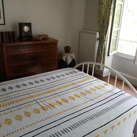 Gite Sous L' Orme Asquins Экстерьер фото